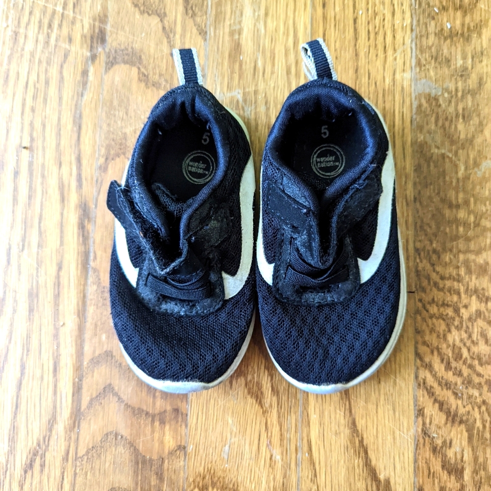 Wonder nation kids shoes